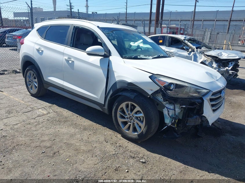 2018 Hyundai Tucson VIN KM8J33A47JU646219 IAAI salvage auction — LEFT & RIGHT, Salvage (California), sold $1,450 on 2026-07-28 (photo 1)