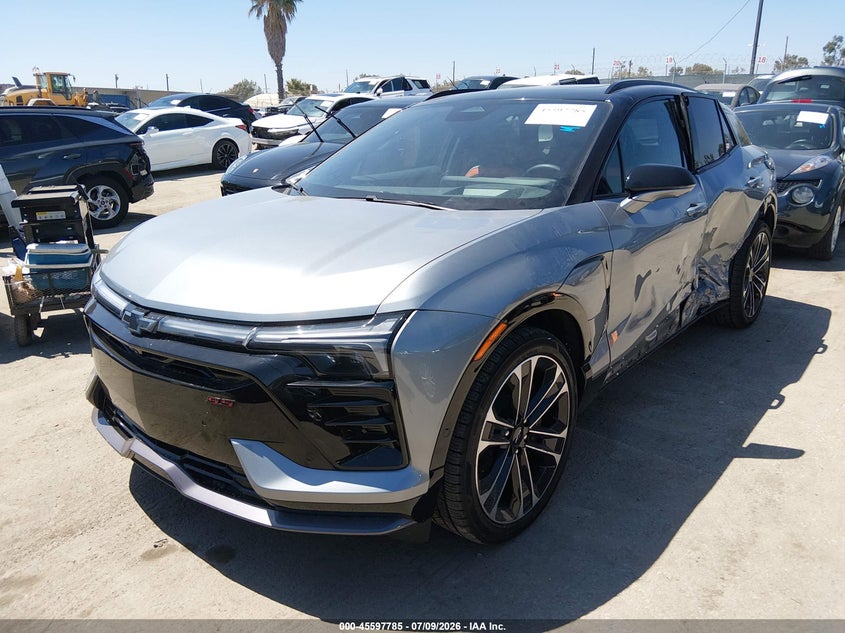 2025 Chevrolet Blazer ev VIN 3GNKDERL1SS247103 IAAI salvage auction — SIDE, Salvage Title, sold $10,600 on 2026-07-31 (photo 2)