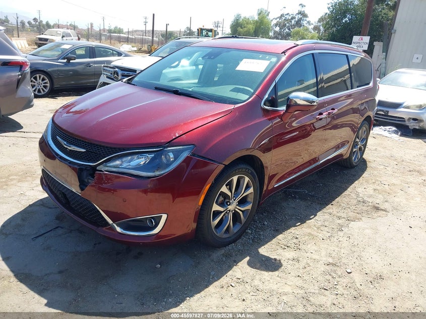 2017 Chrysler Pacifica VIN 2C4RC1GG7HR599665 IAAI salvage auction — TRANSMISSION, Wait Title, sold $2,400 on 2026-08-19 (photo 2)
