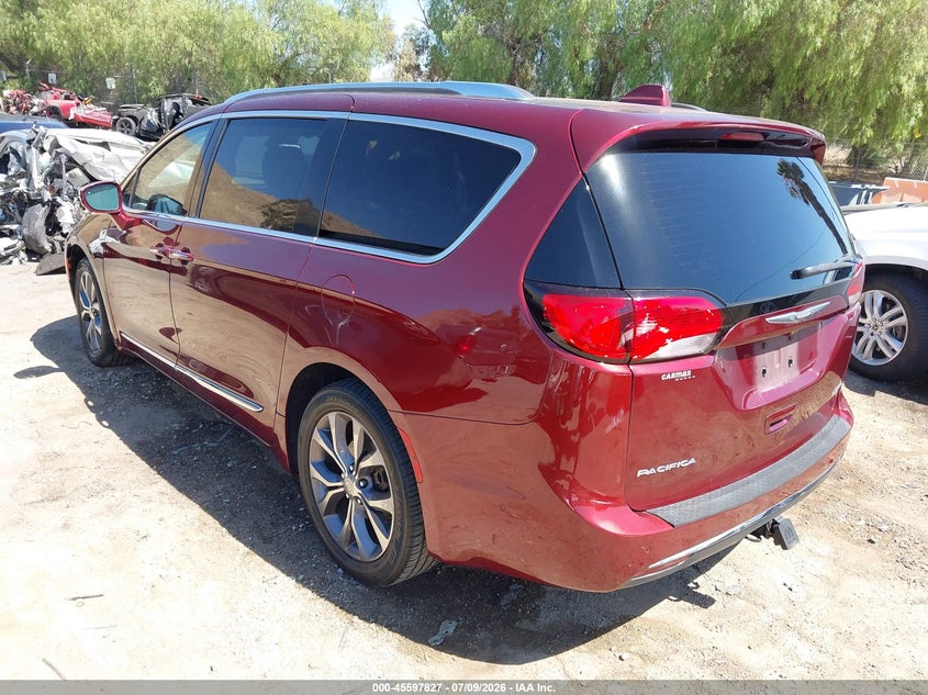 2017 Chrysler Pacifica VIN 2C4RC1GG7HR599665 IAAI salvage auction — TRANSMISSION, Wait Title, sold $2,400 on 2026-08-19 (photo 3)