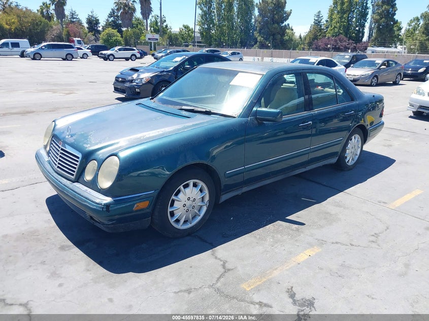 1996 Mercedes-benz E-class VIN WDBJF20FXTJ023429 IAAI salvage auction — NORMAL WEAR, Clear - Dealer Only (California), sold $25 on 2026-07-29 (photo 2)