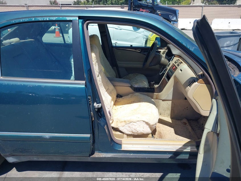 1996 Mercedes-benz E-class VIN WDBJF20FXTJ023429 IAAI salvage auction — NORMAL WEAR, Clear - Dealer Only (California), sold $25 on 2026-07-29 (photo 5)