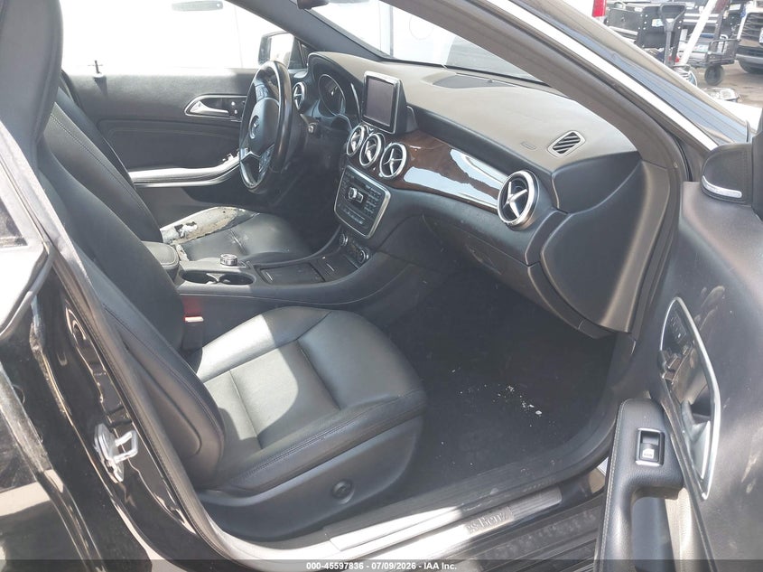 2014 Mercedes-benz VIN WDDSJ4EB0EN026623 IAAI salvage auction — LEFT REAR, Wait Title, sold $2,475 on 2026-08-12 (photo 5)