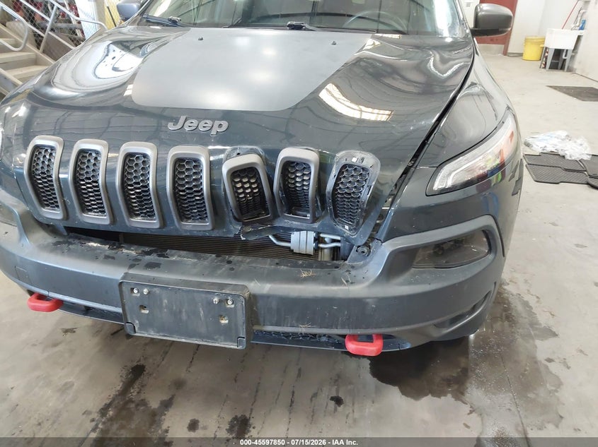 2018 Jeep Cherokee VIN 1C4PJMBB7JD580181 IAAI salvage auction — FRONT END, Salvage Title, sold $4,350 on 2026-08-20 (photo 6)