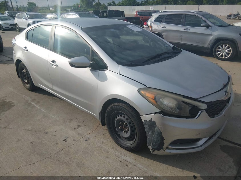 2014 Kia Forte VIN KNAFK4A60E5175869 IAAI salvage auction — NORMAL WEAR, Original (Texas), sold $1,050 on 2026-07-17 (photo 1)