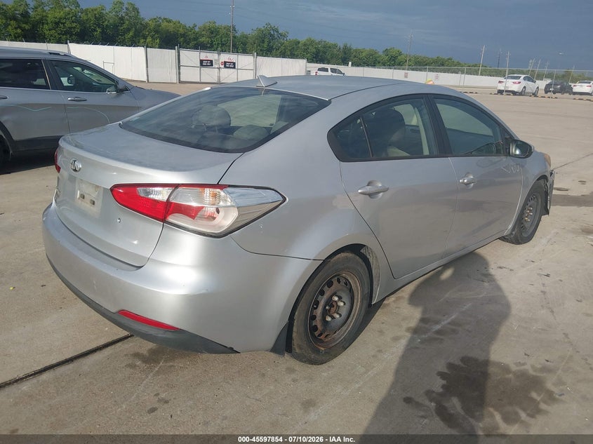 2014 Kia Forte VIN KNAFK4A60E5175869 IAAI salvage auction — NORMAL WEAR, Original (Texas), sold $1,050 on 2026-07-17 (photo 4)
