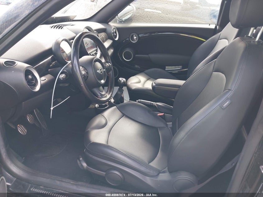 2012 Mini Cooper VIN WMWSX5C5XCT141554 IAAI salvage auction — LEFT & RIGHT, Salvage Title, sold $1,125 on 2026-08-19 (photo 8)