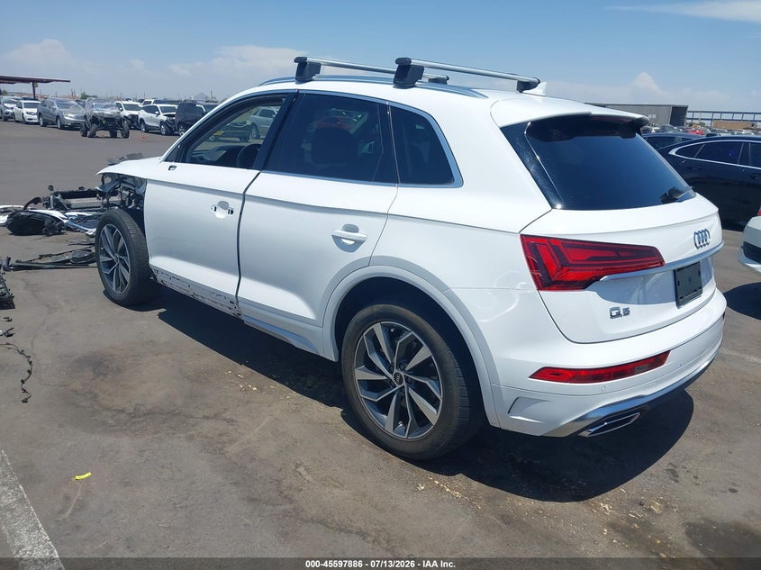 2023 Audi Q5 VIN WA1EAAFY9P2053827 IAAI salvage auction — LEFT FRONT, Salvage Title, sold $12,300 on 2026-07-31 (photo 3)