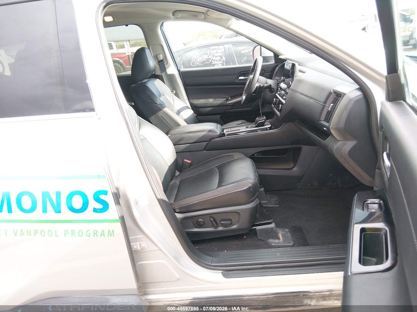 2025 Nissan Pathfinder VIN 5N1DR3CA6SC226828 IAAI salvage auction — RIGHT FRONT, Salvage Title, sold $15,400 on 2026-07-29 (photo 5)