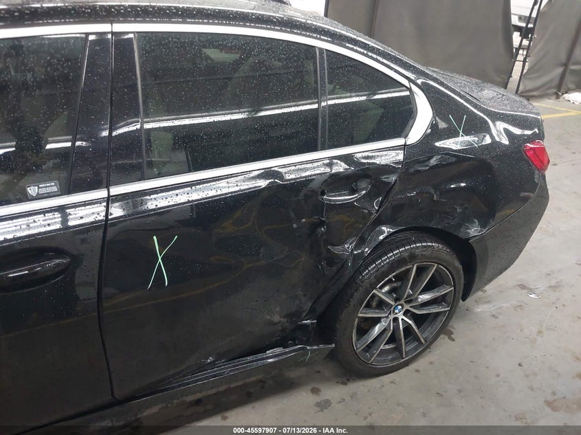 2019 BMW 3er VIN WBA5R1C52KAJ99071 IAAI salvage auction — LEFT SIDE, Salvage (Arizona), sold $7,500 on 2026-08-03 (photo 6)