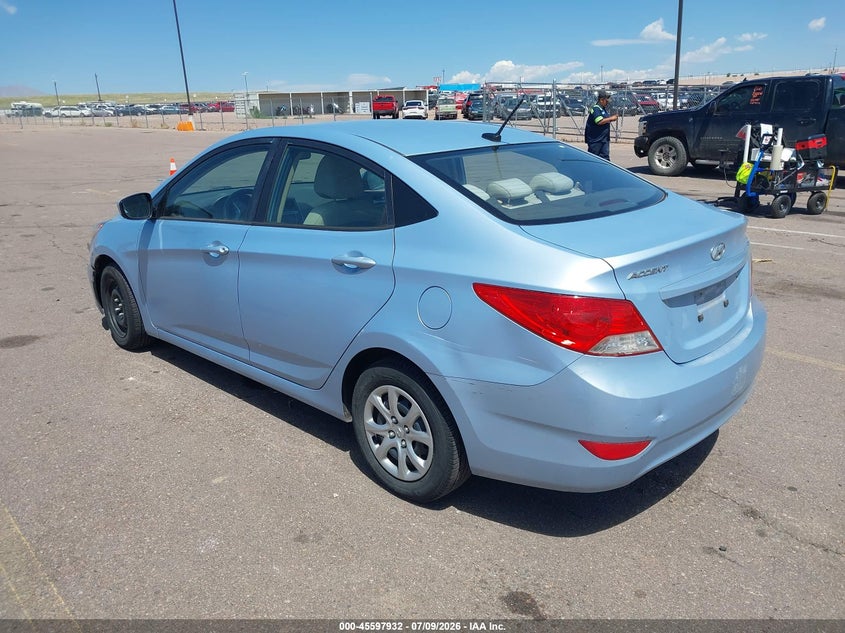 2013 Hyundai Accent VIN KMHCT4AE0DU522675 IAAI salvage auction — NORMAL WEAR, Rebuilt/Restored (Utah), sold $500 on 2026-07-22 (photo 3)