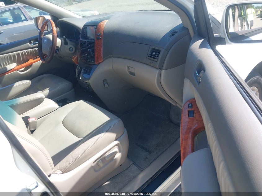 2006 Toyota Sienna VIN 5TDZA22C56S525603 IAAI salvage auction — NORMAL WEAR, Clear (Washington), sold $1,075 on 2026-07-17 (photo 5)