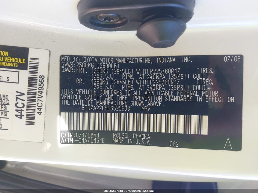 2006 Toyota Sienna VIN 5TDZA22C56S525603 IAAI salvage auction — NORMAL WEAR, Clear (Washington), sold $1,075 on 2026-07-17 (photo 9)