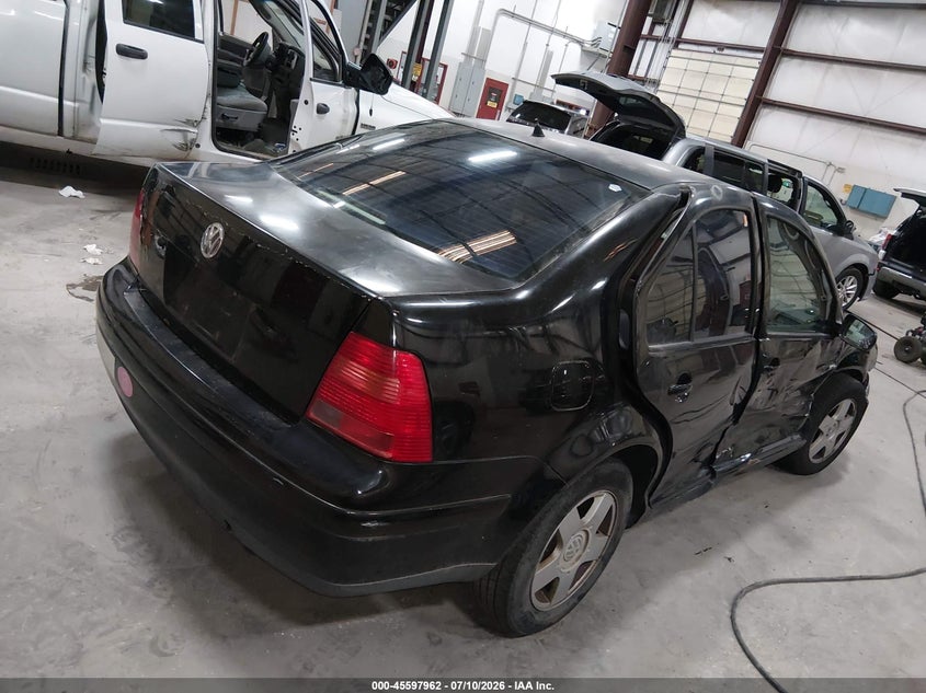 2001 Volkswagen Jetta VIN 3VWRT29M41M019677 IAAI salvage auction — RIGHT SIDE, Salvage (Idaho), sold $100 on 2026-08-29 (photo 4)