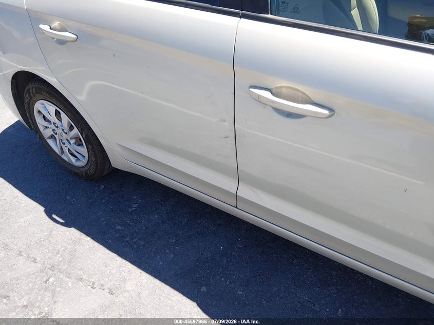 2017 Hyundai Elantra VIN KMHD74LF8HU084380 IAAI salvage auction — NORMAL WEAR, Clear (California), sold $2,150 on 2026-07-15 (photo 6)