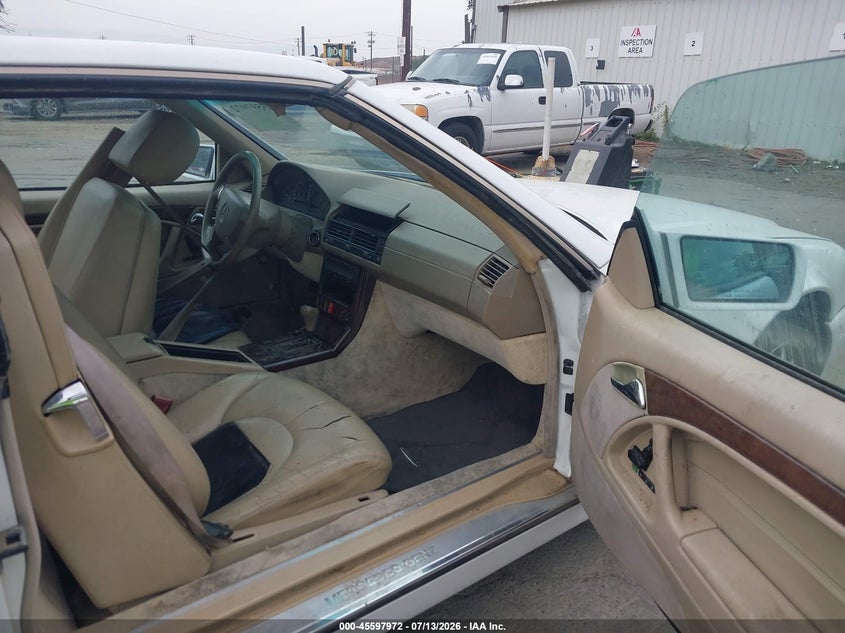 1998 Mercedes-benz Sl-class VIN WDBFA67F4WF161959 IAAI salvage auction — NORMAL WEAR, Clear - Dealer Only (California), sold $525 on 2026-07-28 (photo 5)