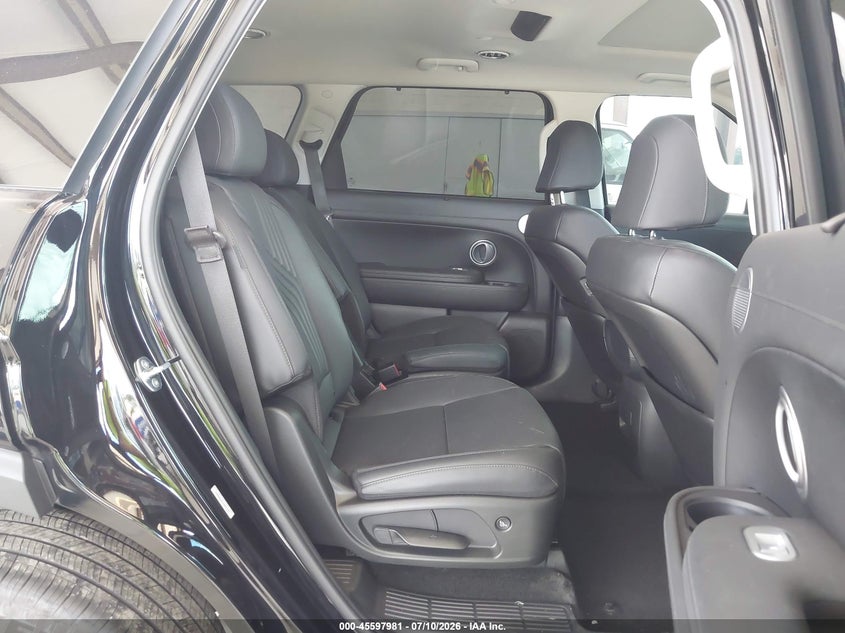 2026 Hyundai Palisade VIN KM8RHESA4TU069155 IAAI salvage auction — REAR END, Salvage Title, sold $17,600 on 2026-08-19 (photo 8)