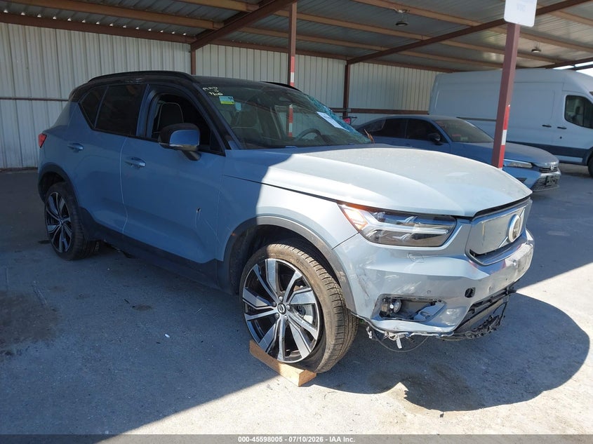 2021 Volvo Xc40 VIN YV4ED3URXM2583222 — IAAI salvage auction photo