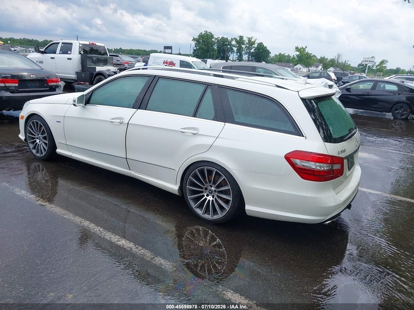 2012 Mercedes-benz E-klasse VIN WDDHH8JB2CA579474 IAAI salvage auction — WATER/FLOOD, Salvage Title, sold $700 on 2026-08-03 (photo 3)