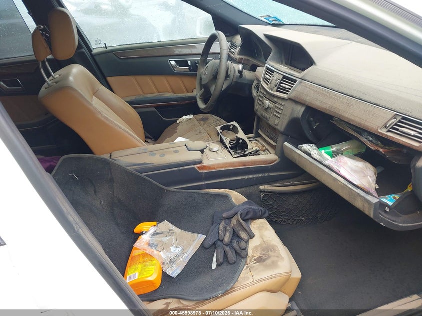 2012 Mercedes-benz E-klasse VIN WDDHH8JB2CA579474 IAAI salvage auction — WATER/FLOOD, Salvage Title, sold $700 on 2026-08-03 (photo 5)