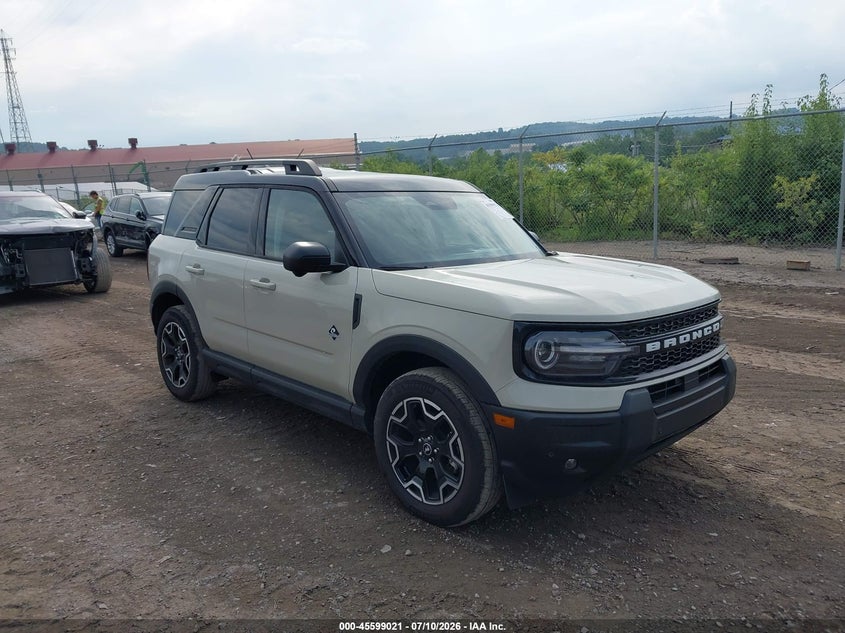 2025 Ford Bronco sport VIN 3FMCR9CN4SRE63935 IAAI salvage auction — ROOF, Salvage Title, sold $13,100 on 2026-07-28 (photo 1)