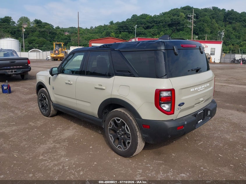 2025 Ford Bronco sport VIN 3FMCR9CN4SRE63935 IAAI salvage auction — ROOF, Salvage Title, sold $13,100 on 2026-07-28 (photo 3)