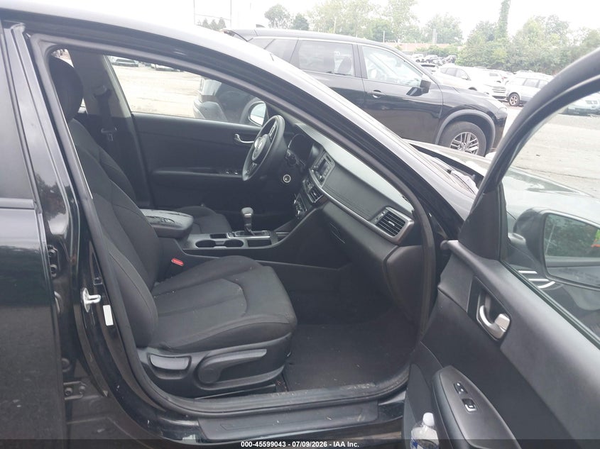 2016 Kia Optima VIN 5XXGT4L33GG031643 IAAI salvage auction — NORMAL WEAR, Clear (Pennsylvania), sold $1,925 on 2026-07-31 (photo 5)