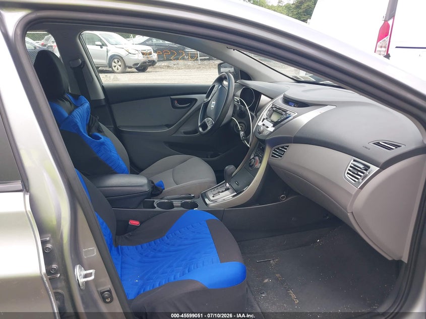 2013 Hyundai Elantra VIN KMHDH4AE5DU582232 IAAI salvage auction — NORMAL WEAR, Salvage Title, sold $200 on 2026-07-28 (photo 5)