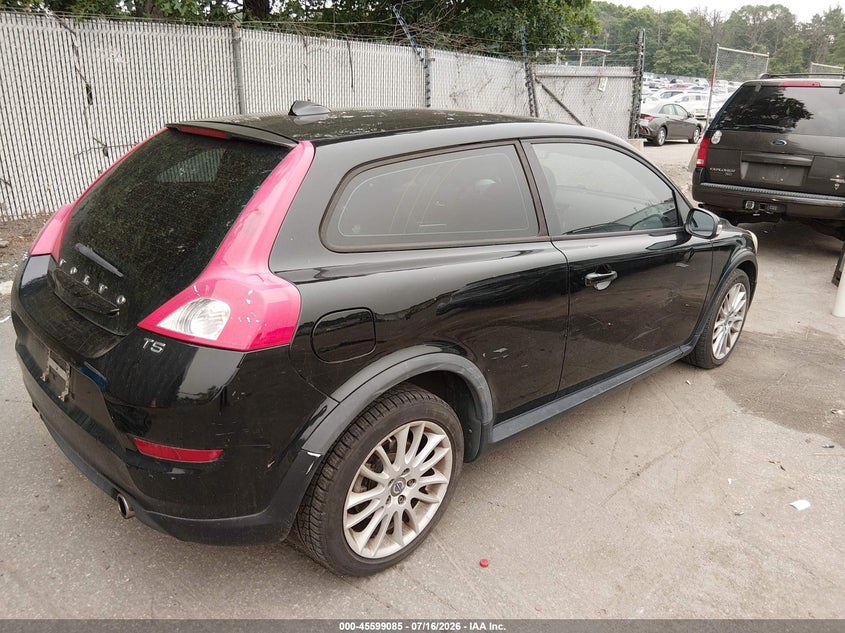 2011 Volvo C30 VIN YV1672MK9B2223703 IAAI salvage auction — REAR END, Mv-907A (New York), sold $525 on 2026-07-28 (photo 4)