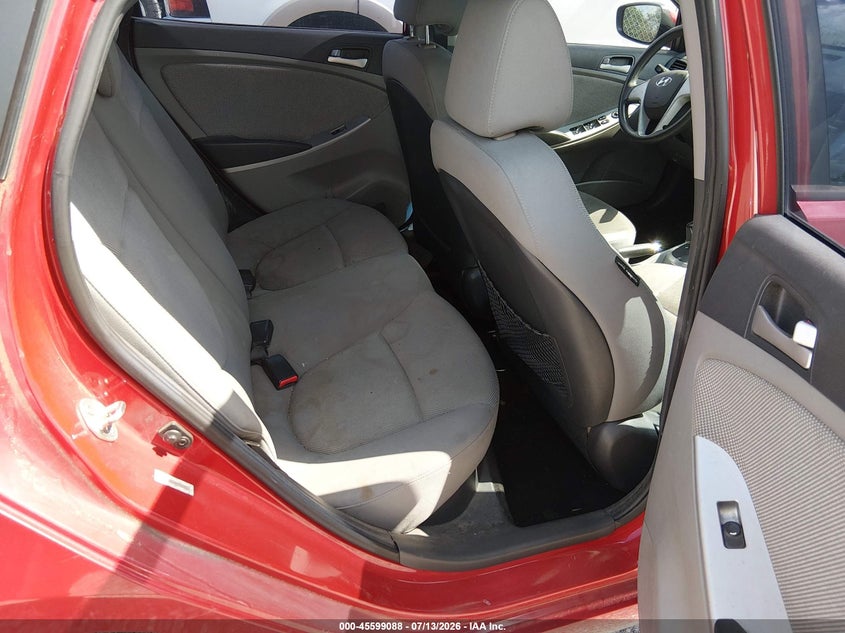 2013 Hyundai Accent VIN KMHCT4AEXDU313184 IAAI salvage auction — NORMAL WEAR, Clear (Missouri), sold $125 on 2026-07-20 (photo 8)