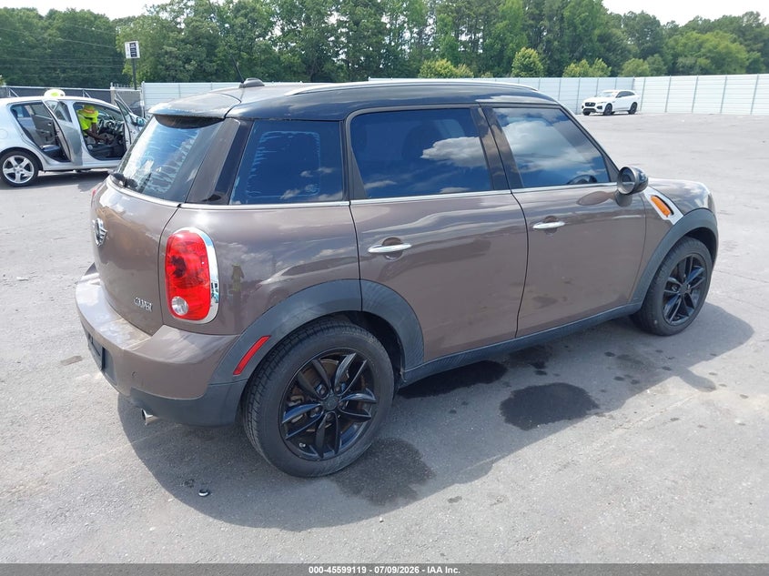 2012 Mini VIN WMWZB3C50CWM02836 IAAI salvage auction — NORMAL WEAR, Salvage Title, sold $300 on 2026-07-29 (photo 4)