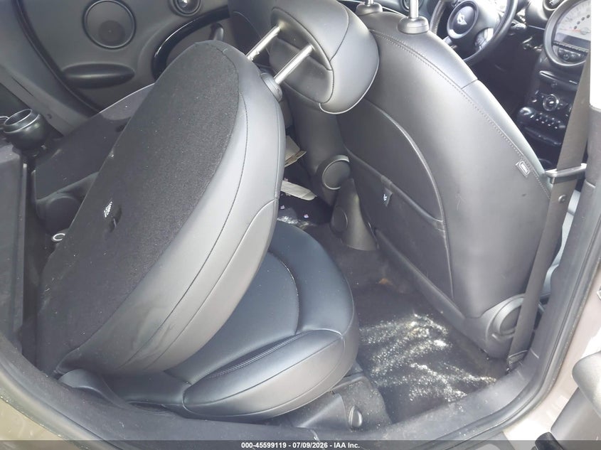 2012 Mini VIN WMWZB3C50CWM02836 IAAI salvage auction — NORMAL WEAR, Salvage Title, sold $300 on 2026-07-29 (photo 8)