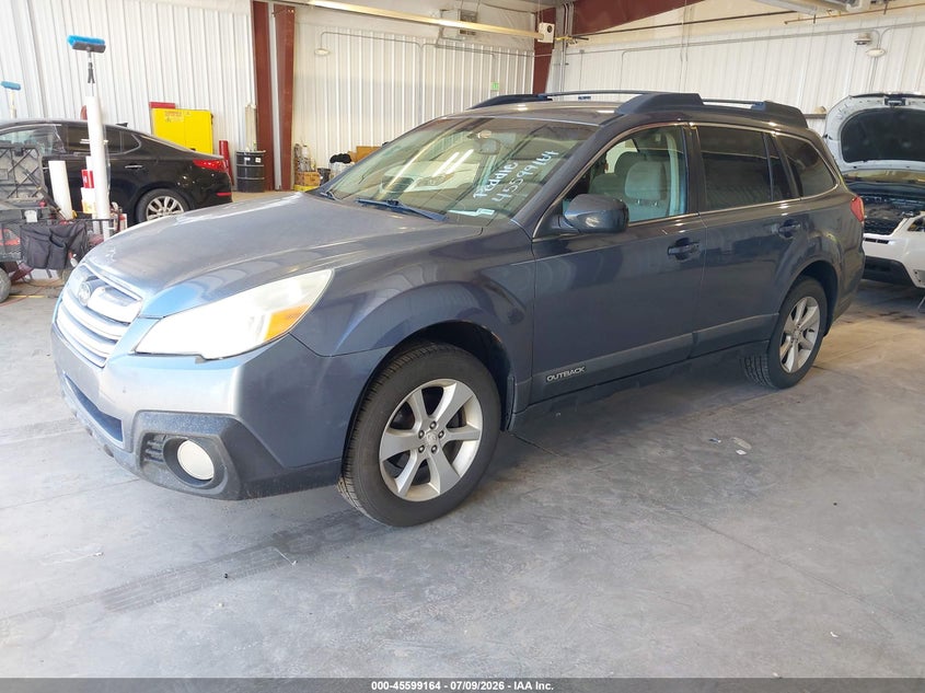 2014 Subaru Outback VIN 4S4BRCCC7E3252657 IAAI salvage auction — NORMAL WEAR, Rebuilt/Restored (Utah), sold $1,050 on 2026-08-02 (photo 2)