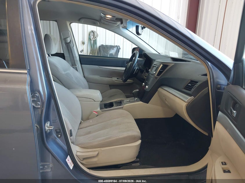 2014 Subaru Outback VIN 4S4BRCCC7E3252657 IAAI salvage auction — NORMAL WEAR, Rebuilt/Restored (Utah), sold $1,050 on 2026-08-02 (photo 5)