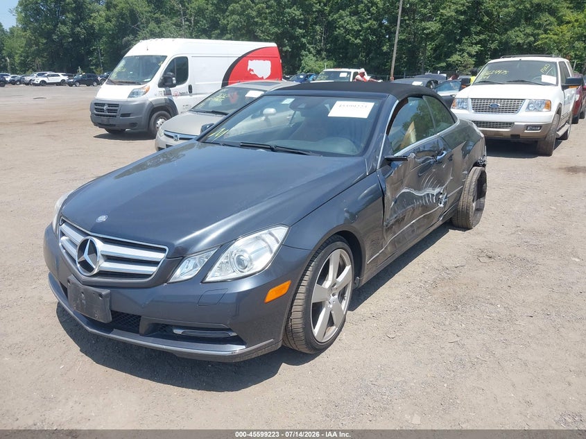 2013 Mercedes-benz E-klasse VIN WDDKK5KF6DF203498 IAAI salvage auction — LEFT SIDE, Salvage Title, sold $2,200 on 2026-08-12 (photo 2)