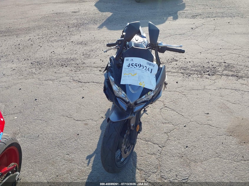 2021 Kawasaki Ninja VIN ML5EXEM16MDA31069 IAAI salvage auction — NORMAL WEAR, Clear (New York), sold $25 on 2026-07-21 (photo 5)