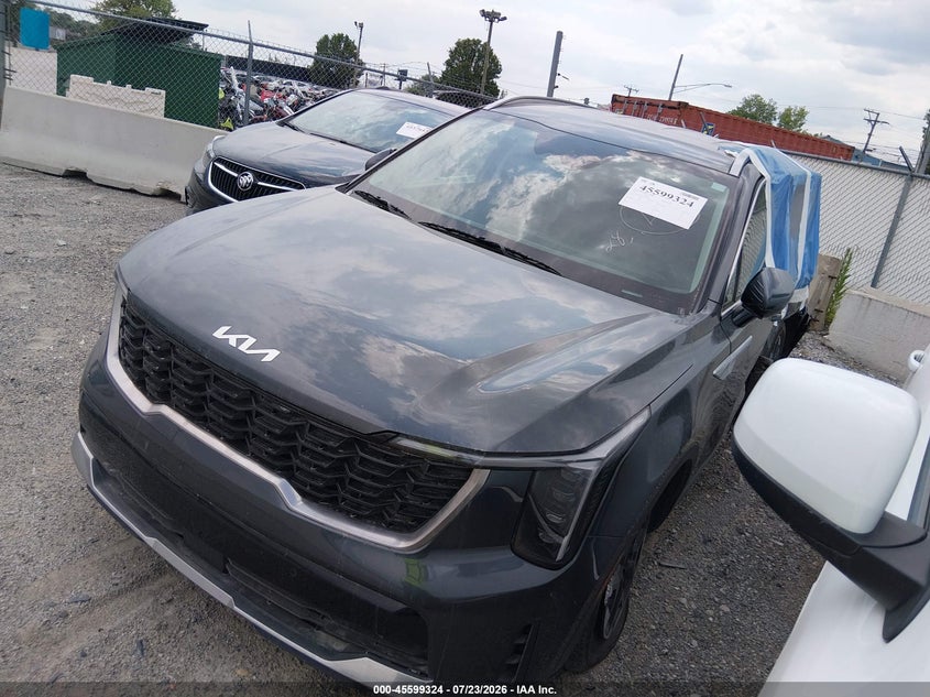 2024 Kia Sorento VIN 5XYRL4JC5RG283453 IAAI salvage auction — LEFT SIDE, Junk (Illinois), sold $1,550 on 2026-07-28 (photo 2)