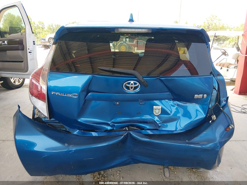 2016 Toyota Prius c VIN JTDKDTB3XG1121595 IAAI salvage auction — REAR END, Salvage Title, sold $1,050 on 2026-07-28 (photo 6)