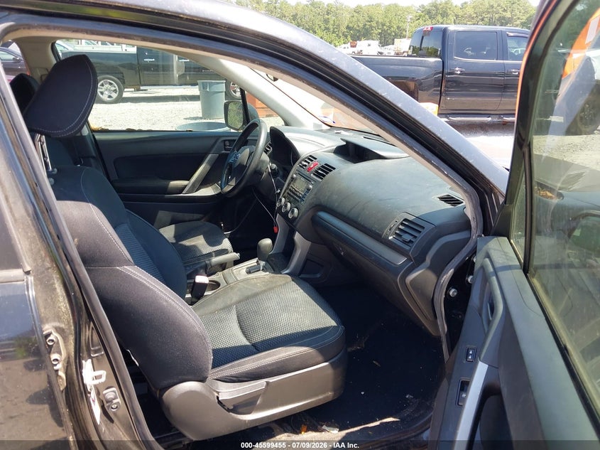2014 Subaru Forester VIN JF2SJADC1EH448127 IAAI salvage auction — NORMAL WEAR, Salvage Title, sold $400 on 2026-07-28 (photo 5)