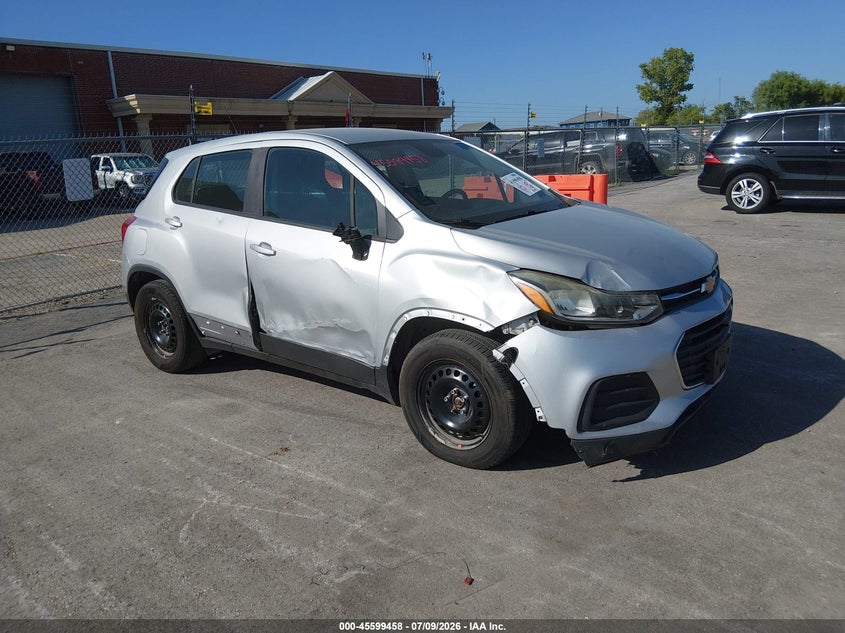 2018 Chevrolet Trax VIN 3GNCJKSB1JL217928 IAAI salvage auction — LEFT & RIGHT, Salvage Title, sold $1,275 on 2026-08-19 (photo 1)