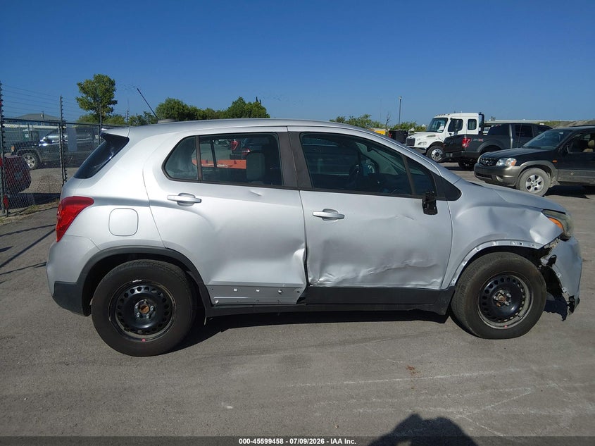 2018 Chevrolet Trax VIN 3GNCJKSB1JL217928 IAAI salvage auction — LEFT & RIGHT, Salvage Title, sold $1,275 on 2026-08-19 (photo 6)