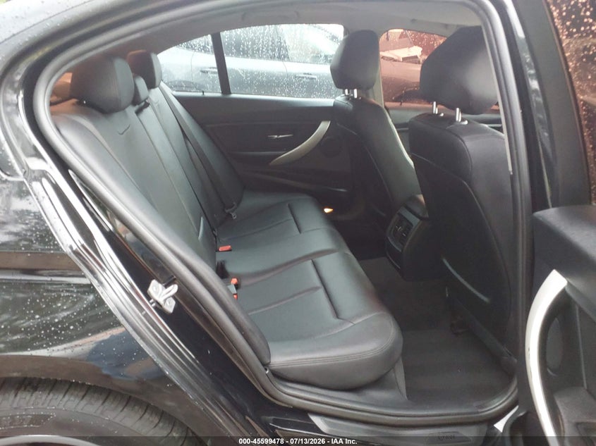 2015 BMW 3er VIN WBA3B1G58FNT04426 IAAI salvage auction — LEFT FRONT, Original (Texas), sold $2,550 on 2026-08-13 (photo 8)