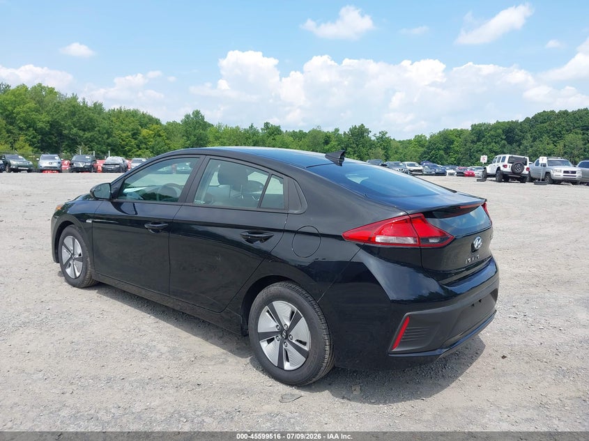 2018 Hyundai Ioniq hybrid VIN KMHC65LC1JU076282 IAAI salvage auction — NORMAL WEAR, Sf97 (New York), sold $25 on 2026-07-23 (photo 3)