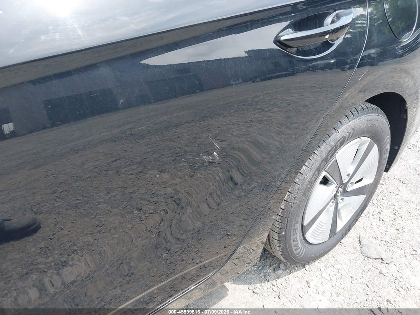 2018 Hyundai Ioniq hybrid VIN KMHC65LC1JU076282 IAAI salvage auction — NORMAL WEAR, Sf97 (New York), sold $25 on 2026-07-23 (photo 6)
