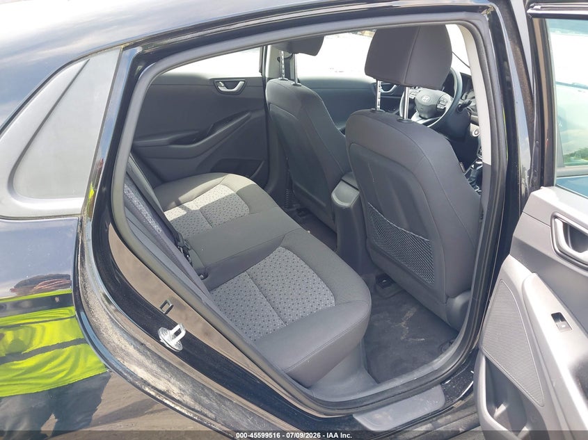 2018 Hyundai Ioniq hybrid VIN KMHC65LC1JU076282 IAAI salvage auction — NORMAL WEAR, Sf97 (New York), sold $25 on 2026-07-23 (photo 8)