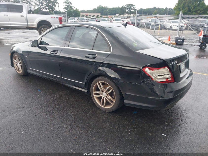 2012 Mercedes-benz C-klasse VIN WDDGF4HB7CA603140 IAAI salvage auction — NORMAL WEAR, Clear (Georgia), sold $400 on 2026-07-29 (photo 3)