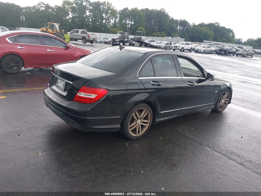 2012 Mercedes-benz C-klasse VIN WDDGF4HB7CA603140 IAAI salvage auction — NORMAL WEAR, Clear (Georgia), sold $400 on 2026-07-29 (photo 4)
