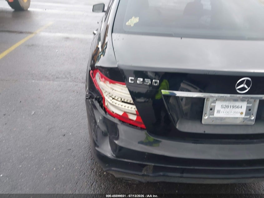 2012 Mercedes-benz C-klasse VIN WDDGF4HB7CA603140 IAAI salvage auction — NORMAL WEAR, Clear (Georgia), sold $400 on 2026-07-29 (photo 6)