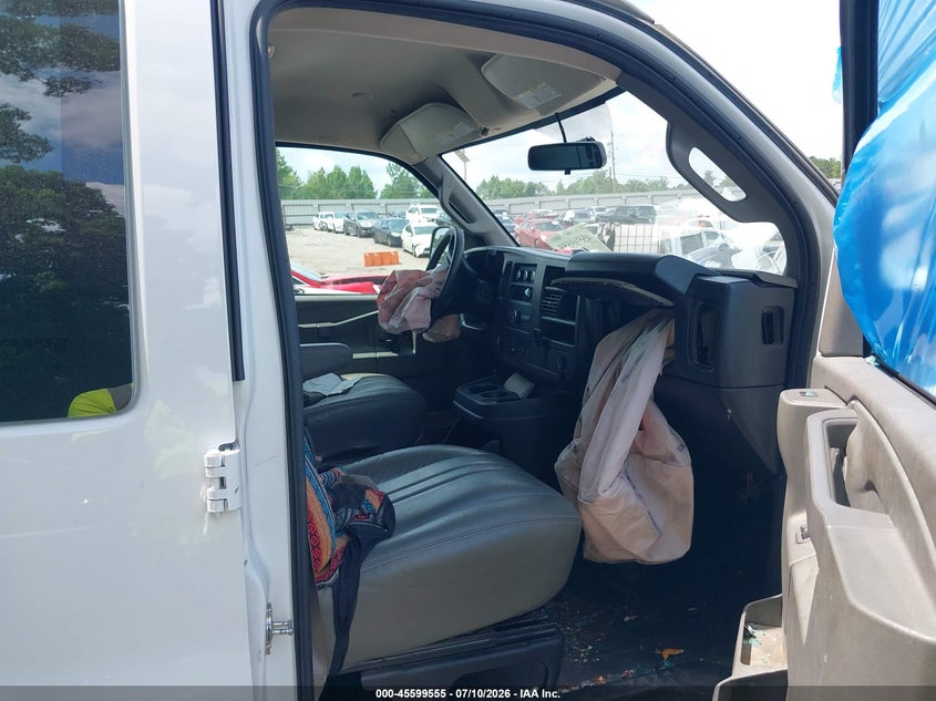 2023 Gmc Savana VIN 1GTW7BFP1P1171298 IAAI salvage auction — FRONT END, Salvage Title, sold $2,550 on 2026-10-02 (photo 5)