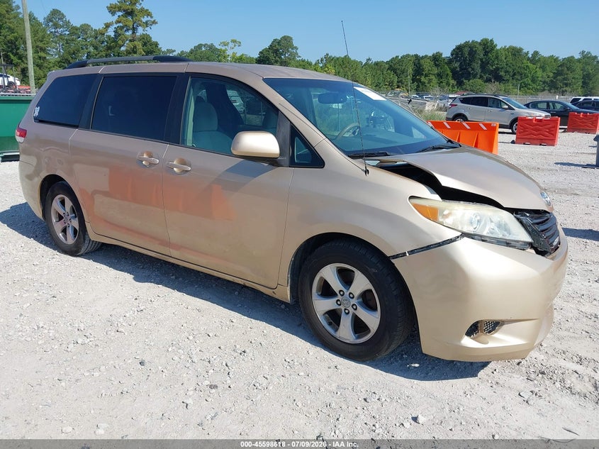 2012 Toyota Sienna VIN 5TDKK3DC2CS247899 IAAI salvage auction — NORMAL WEAR, Salvage Title, sold $25 on 2026-07-21 (photo 1)